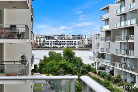 Property photo of 302/1 Jean Wailes Avenue Rhodes NSW 2138