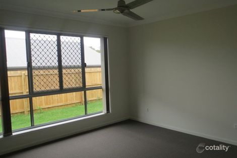 Property photo of 70 Edgeware Road Pimpama QLD 4209