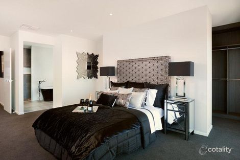 Property photo of 18 Native Avenue Mount Duneed VIC 3217