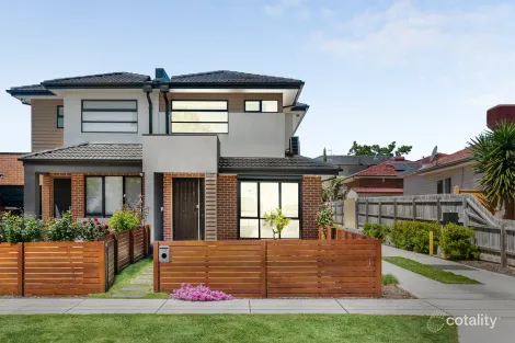 Property photo of 2/12 Inga Street Oakleigh East VIC 3166