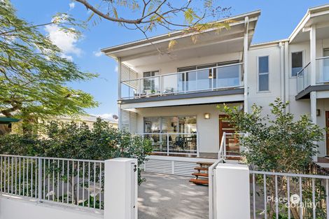 2/64 Pashen St, Morningside, QLD 4170