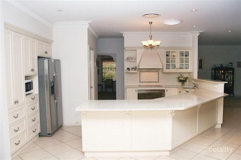 Property photo of 10 Noccundra Place Dubbo NSW 2830