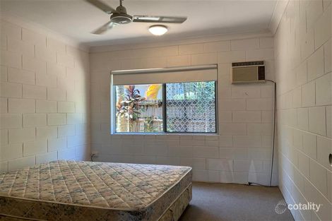 Property photo of 2/239-241 Lyons Street Westcourt QLD 4870