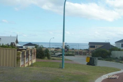 Property photo of 35 Dottyback Bend Yanchep WA 6035