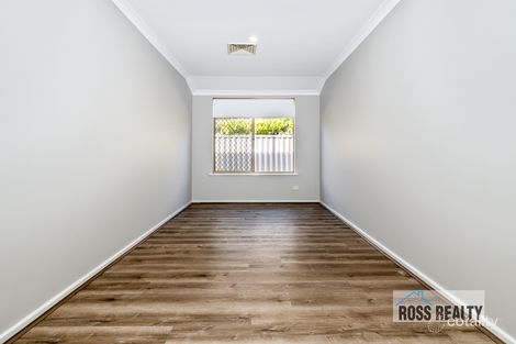 Property photo of 11 Grange Court Eden Hill WA 6054