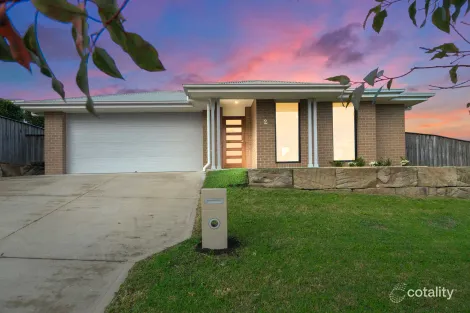 Property photo of 2 Thyme Street Chisholm NSW 2322