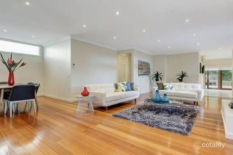 Property photo of 15 The Boulevard Glen Waverley VIC 3150