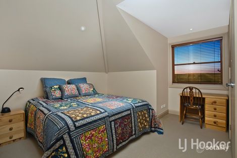 Property photo of 16 Hardwicke Street The Oaks NSW 2570