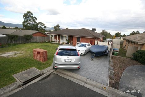 16 Azarow Cct, Croydon South, VIC 3136