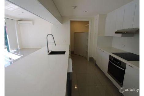Property photo of 23/10 Goodwin Street Kangaroo Point QLD 4169