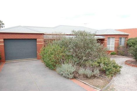 7 Ascot Ave, Bacchus Marsh, VIC 3340