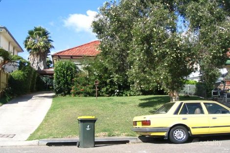 Property photo of 24 Stirgess Avenue Curl Curl NSW 2096