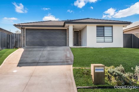 Property photo of 26 Bradman Drive Woongarrah NSW 2259