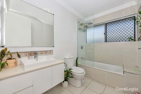 Property photo of 6 Bulla Place Kelso QLD 4815