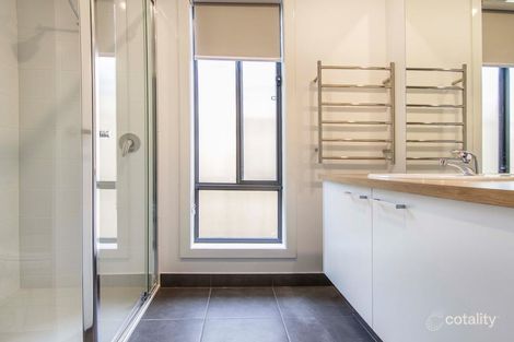 Property photo of 10 Romley Avenue Armstrong Creek VIC 3217