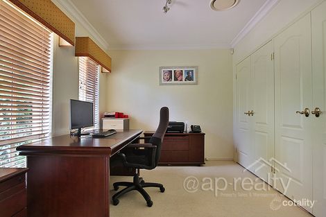 Property photo of 4 Ithaca Way Forest Lake QLD 4078