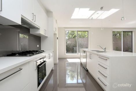 Property photo of 4 Penderel Way Bulleen VIC 3105