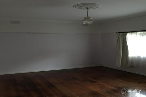Property photo of 7 Lloyd Avenue Reservoir VIC 3073