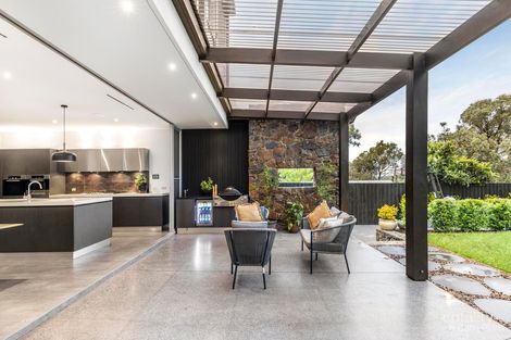 Property photo of 35 Highpoint Crescent Eltham North VIC 3095