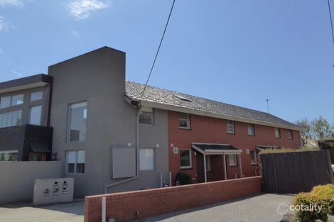 2/62 Beach Rd, Hampton, VIC 3188