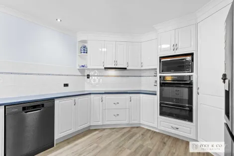 Property photo of 22 Spoonbill Way Eli Waters QLD 4655