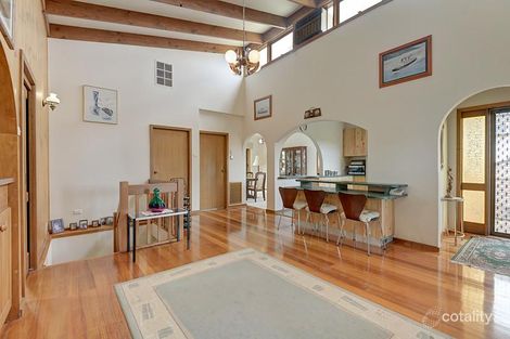 Property photo of 15 Hamel Street Box Hill South VIC 3128