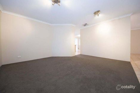 Property photo of 121 East Road Hocking WA 6065