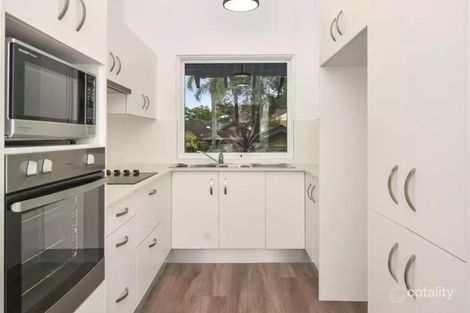 Property photo of 13/10 Minkara Road Bayview NSW 2104