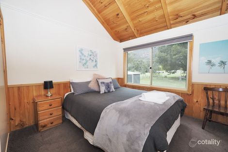 Property photo of 2/1 Tandara Road Halls Gap VIC 3381