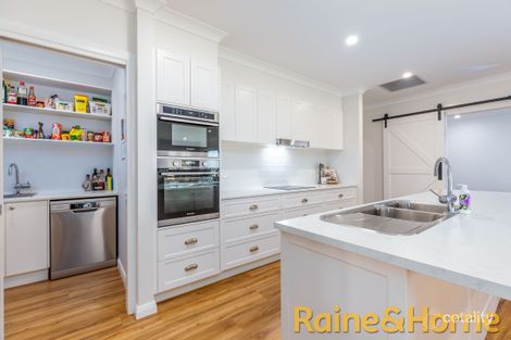 Property photo of 7 Briarwood Close Dubbo NSW 2830