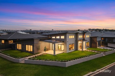 30 Lambrusco Way, North Tamworth, NSW 2340