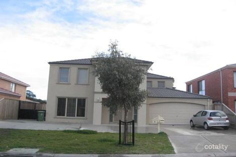 8 Golden Gr, Springvale South, VIC 3172