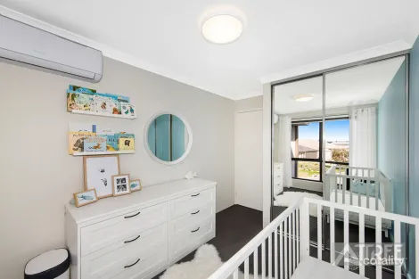 Property photo of 85 Wintergreen Crescent Treeby WA 6164