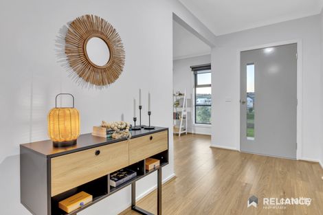 Property photo of 16 Retallick Street Sunbury VIC 3429