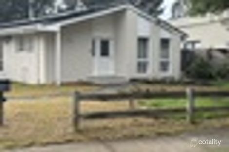 Property photo of 2 Almray Place Glen Waverley VIC 3150