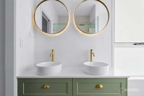 Property photo of 32 Duke Street Kangaroo Point QLD 4169