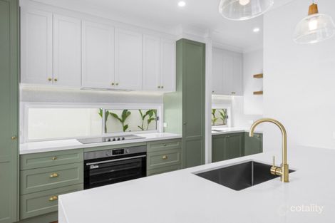 Property photo of 32 Duke Street Kangaroo Point QLD 4169