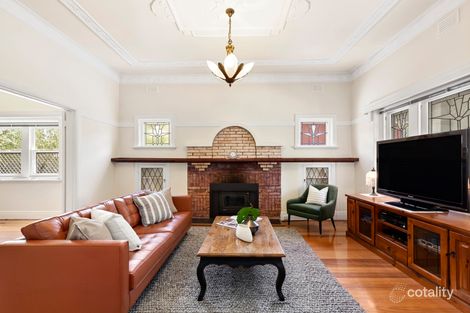 Property photo of 177 Warrigal Road Hughesdale VIC 3166