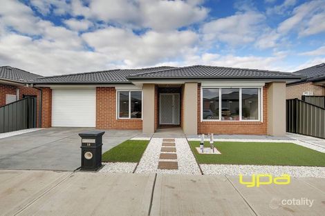 18 Loudon Cct, Craigieburn, VIC 3064
