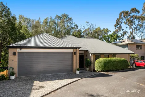 Property photo of 30 David Road Holland Park QLD 4121