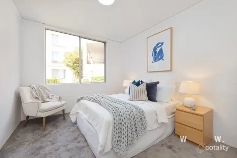 Property photo of 1/9 Bortfield Drive Chiswick NSW 2046