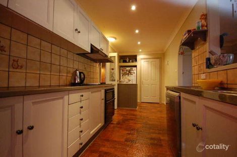 Property photo of 22 Huron Crescent Lake Albert NSW 2650