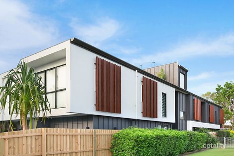 Property photo of 2/47 Chainey Avenue Miami QLD 4220