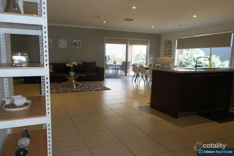 Property photo of 17 Waldo Avenue Cranbourne North VIC 3977