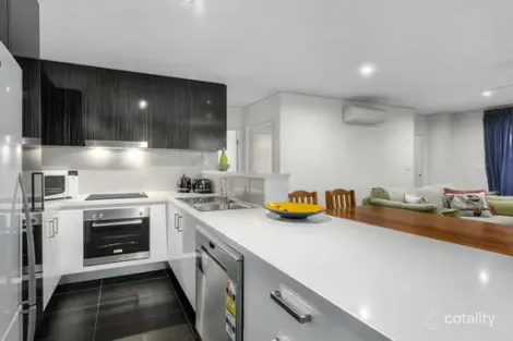 Property photo of 304/85 O'Connell Street Kangaroo Point QLD 4169