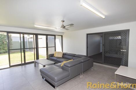 Property photo of 21 Regand Park Boulevard Dubbo NSW 2830
