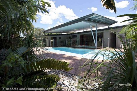 Property photo of 2 Ivy Close Mooroobool QLD 4870