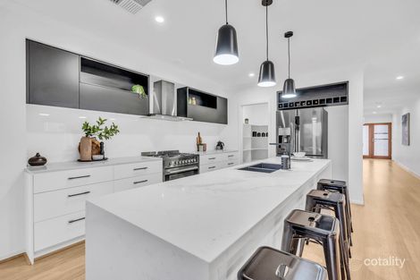 Property photo of 5 Elderberry Street Craigieburn VIC 3064