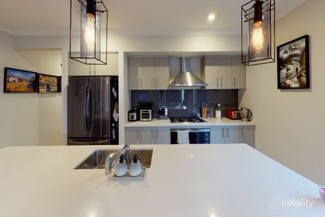 Property photo of 34 Shanahans Drive Cranbourne North VIC 3977