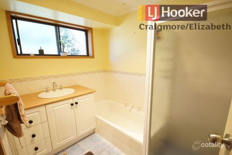 Property photo of 36 Wecoma Court Craigmore SA 5114